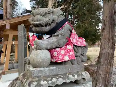高司神社〜むすびの神の鎮まる社〜の狛犬