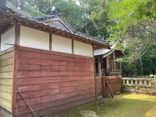 飛鳥神社の{uncategorized: "未分類", other: "その他", undefined: "問題あり", building: "その他建物", grave: "お墓", sacred_gate: "鳥居", guardian: "狛犬", statue: "像", buddha: "仏像", history: "歴史", nature: "自然", garden: "庭園", animal: "動物", pagoda: "塔", temizu: "手水舎", mountain_gate: "山門・神門", sanctuary: "本殿・本堂", subordinate: "末社・摂社", art: "芸術", scenery: "景色", jizo: "地蔵", ema: "絵馬", goshuin: "御朱印", omikuji: "おみくじ", items: "授与品その他", amulet: "お守り", goshuincho: "御朱印帳", eats: "食事", festival: "お祭り", votive_dance: "神楽", shichigosan: "七五三参", wedding: "結婚式", experience: "体験その他", initially: "初詣", around: "周辺", anti_infection: "感染症対策"}