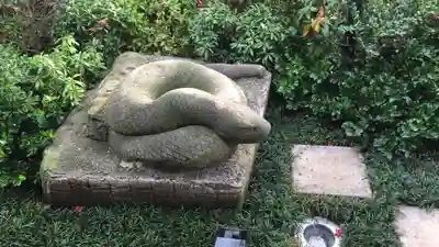 増上寺塔頭 三縁山 宝珠院の狛犬