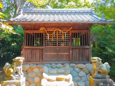 神明社（両寺内）の本殿・本堂