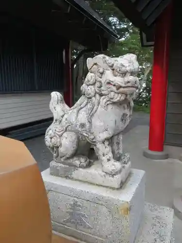 冨士山小御嶽神社の狛犬