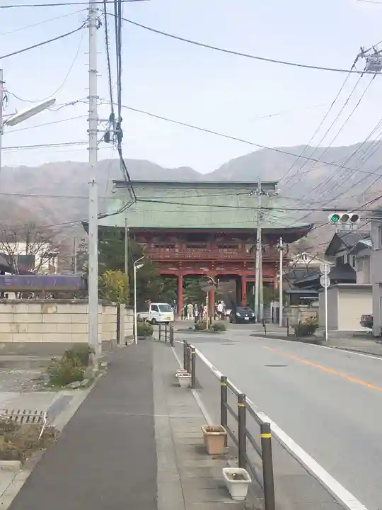 甲斐善光寺(山梨県)