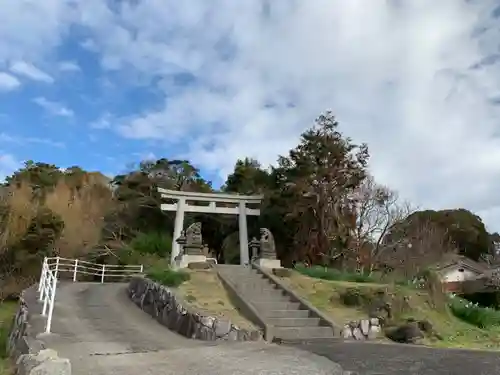 八幡神社の鳥居
