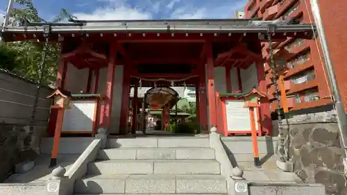 仙台大神宮の山門・神門