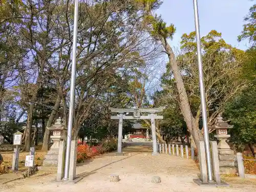 榎前八劔神社の山門・神門