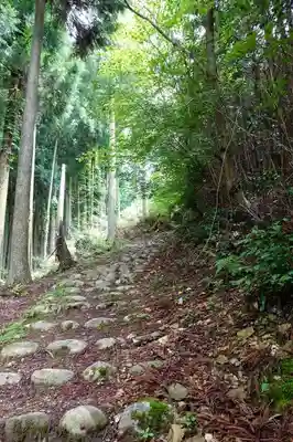 稚児松地蔵のその他建物