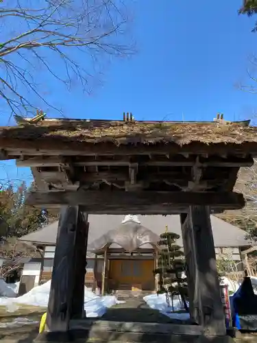 恵日寺の山門