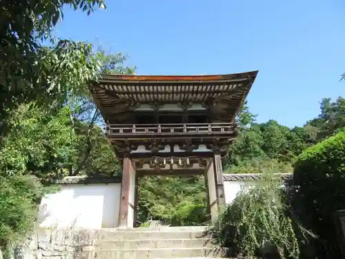 長岳寺の山門