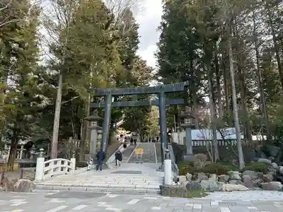 諏訪大社下社秋宮(長野県)