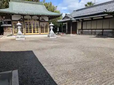 八坂神社の{uncategorized: "未分類", other: "その他", undefined: "問題あり", building: "その他建物", grave: "お墓", sacred_gate: "鳥居", guardian: "狛犬", statue: "像", buddha: "仏像", history: "歴史", nature: "自然", garden: "庭園", animal: "動物", pagoda: "塔", temizu: "手水舎", mountain_gate: "山門・神門", sanctuary: "本殿・本堂", subordinate: "末社・摂社", art: "芸術", scenery: "景色", jizo: "地蔵", ema: "絵馬", goshuin: "御朱印", omikuji: "おみくじ", items: "授与品その他", amulet: "お守り", goshuincho: "御朱印帳", eats: "食事", festival: "お祭り", votive_dance: "神楽", shichigosan: "七五三参", wedding: "結婚式", experience: "体験その他", initially: "初詣", around: "周辺", anti_infection: "感染症対策"}