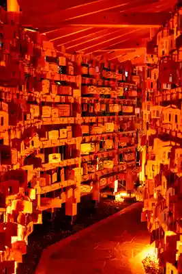 諏訪大社下社秋宮(長野県)