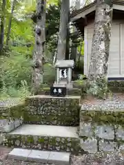 新屋山神社奥宮(山梨県)