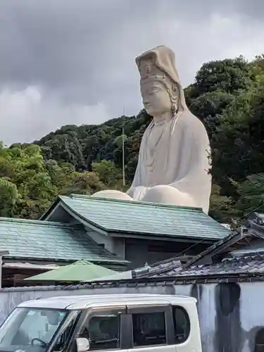 京都霊山護國神社の仏像