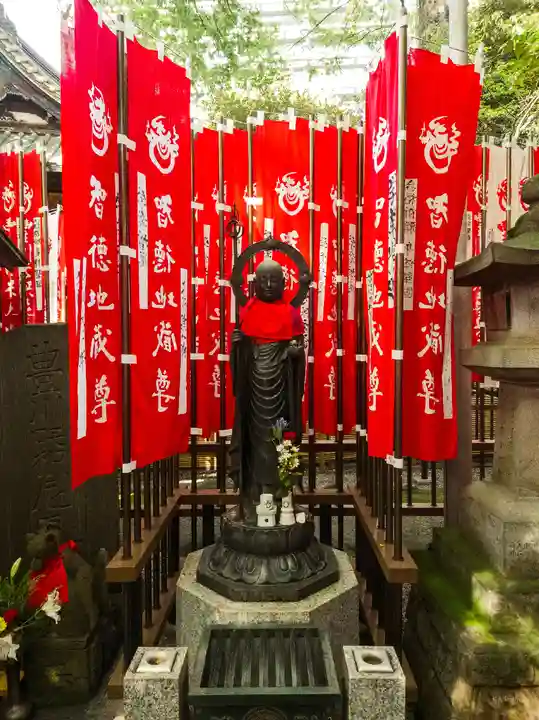 豊川稲荷東京別院の地蔵