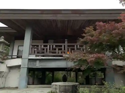 法眼寺の本殿・本堂