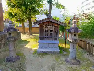 新田白山神社の末社・摂社