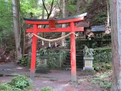 金櫻神社の鳥居