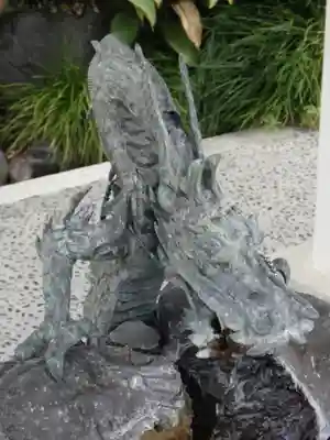 白鳥神社の手水舎