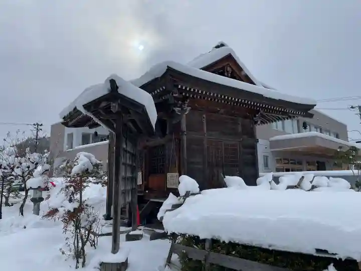 子安観音堂の{uncategorized: "未分類", other: "その他", undefined: "問題あり", building: "その他建物", grave: "お墓", sacred_gate: "鳥居", guardian: "狛犬", statue: "像", buddha: "仏像", history: "歴史", nature: "自然", garden: "庭園", animal: "動物", pagoda: "塔", temizu: "手水舎", mountain_gate: "山門・神門", sanctuary: "本殿・本堂", subordinate: "末社・摂社", art: "芸術", scenery: "景色", jizo: "地蔵", ema: "絵馬", goshuin: "御朱印", omikuji: "おみくじ", items: "授与品その他", amulet: "お守り", goshuincho: "御朱印帳", eats: "食事", festival: "お祭り", votive_dance: "神楽", shichigosan: "七五三参", wedding: "結婚式", experience: "体験その他", initially: "初詣", around: "周辺", anti_infection: "感染症対策"}