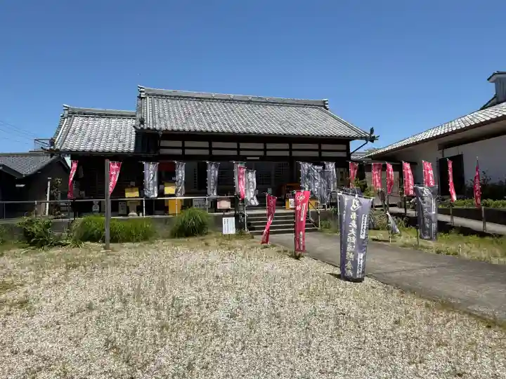 井際山 如意輪寺の{uncategorized: "未分類", other: "その他", undefined: "問題あり", building: "その他建物", grave: "お墓", sacred_gate: "鳥居", guardian: "狛犬", statue: "像", buddha: "仏像", history: "歴史", nature: "自然", garden: "庭園", animal: "動物", pagoda: "塔", temizu: "手水舎", mountain_gate: "山門・神門", sanctuary: "本殿・本堂", subordinate: "末社・摂社", art: "芸術", scenery: "景色", jizo: "地蔵", ema: "絵馬", goshuin: "御朱印", omikuji: "おみくじ", items: "授与品その他", amulet: "お守り", goshuincho: "御朱印帳", eats: "食事", festival: "お祭り", votive_dance: "神楽", shichigosan: "七五三参", wedding: "結婚式", experience: "体験その他", initially: "初詣", around: "周辺", anti_infection: "感染症対策"}