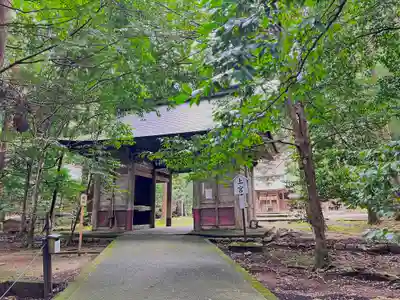 若狭彦神社（上社）の山門・神門