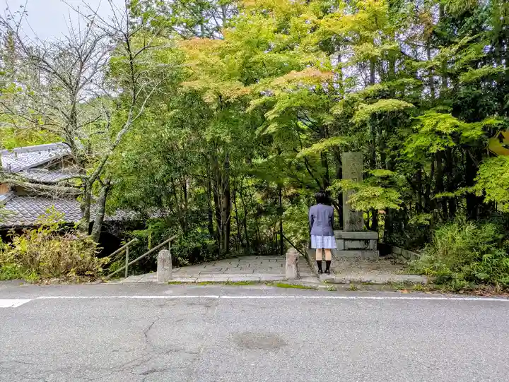 円成寺の山門・神門