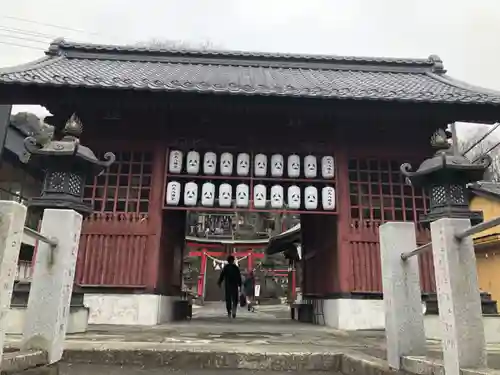 山名八幡宮の山門・神門