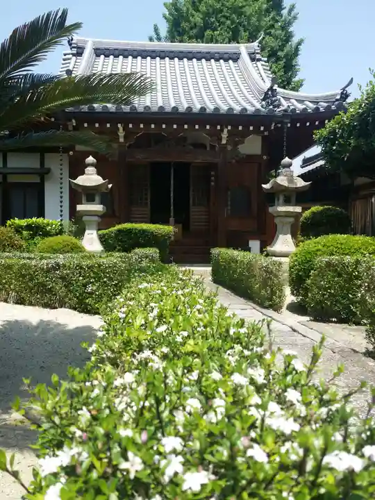 西方院の本殿・本堂