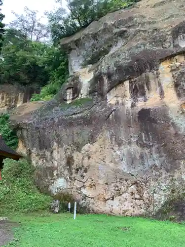 達谷西光寺の建物その他