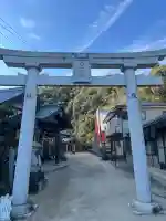 大頭神社の{uncategorized: "未分類", other: "その他", undefined: "問題あり", building: "その他建物", grave: "お墓", sacred_gate: "鳥居", guardian: "狛犬", statue: "像", buddha: "仏像", history: "歴史", nature: "自然", garden: "庭園", animal: "動物", pagoda: "塔", temizu: "手水舎", mountain_gate: "山門・神門", sanctuary: "本殿・本堂", subordinate: "末社・摂社", art: "芸術", scenery: "景色", jizo: "地蔵", ema: "絵馬", goshuin: "御朱印", omikuji: "おみくじ", items: "授与品その他", amulet: "お守り", goshuincho: "御朱印帳", eats: "食事", festival: "お祭り", votive_dance: "神楽", shichigosan: "七五三参", wedding: "結婚式", experience: "体験その他", initially: "初詣", around: "周辺", anti_infection: "感染症対策"}