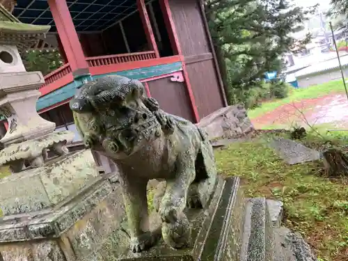 子松神社の狛犬