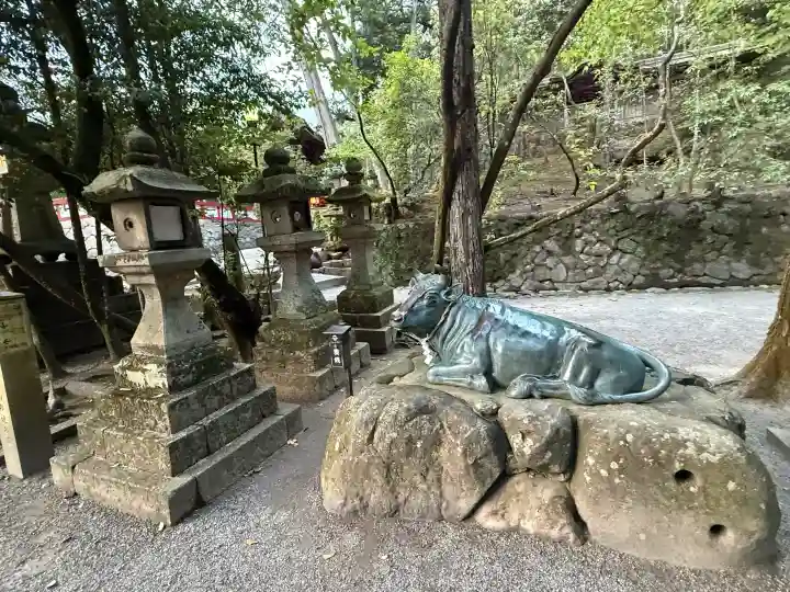 石上神宮の{uncategorized: "未分類", other: "その他", undefined: "問題あり", building: "その他建物", grave: "お墓", sacred_gate: "鳥居", guardian: "狛犬", statue: "像", buddha: "仏像", history: "歴史", nature: "自然", garden: "庭園", animal: "動物", pagoda: "塔", temizu: "手水舎", mountain_gate: "山門・神門", sanctuary: "本殿・本堂", subordinate: "末社・摂社", art: "芸術", scenery: "景色", jizo: "地蔵", ema: "絵馬", goshuin: "御朱印", omikuji: "おみくじ", items: "授与品その他", amulet: "お守り", goshuincho: "御朱印帳", eats: "食事", festival: "お祭り", votive_dance: "神楽", shichigosan: "七五三参", wedding: "結婚式", experience: "体験その他", initially: "初詣", around: "周辺", anti_infection: "感染症対策"}