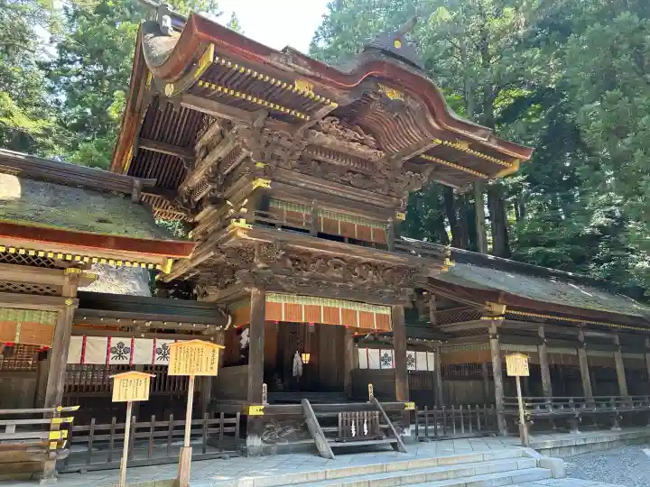 諏訪大社下社春宮(長野県)