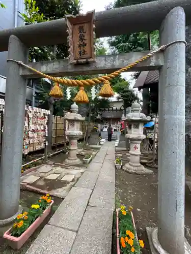 高円寺氷川神社の鳥居