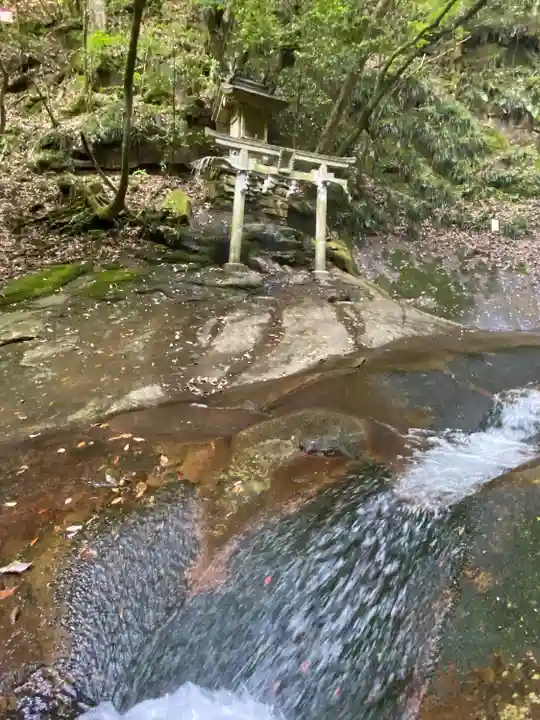 龍鎮神社(奈良県)