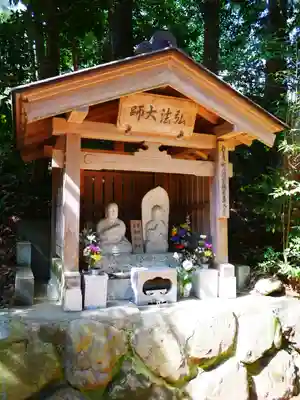 塩船観音寺の末社・摂社