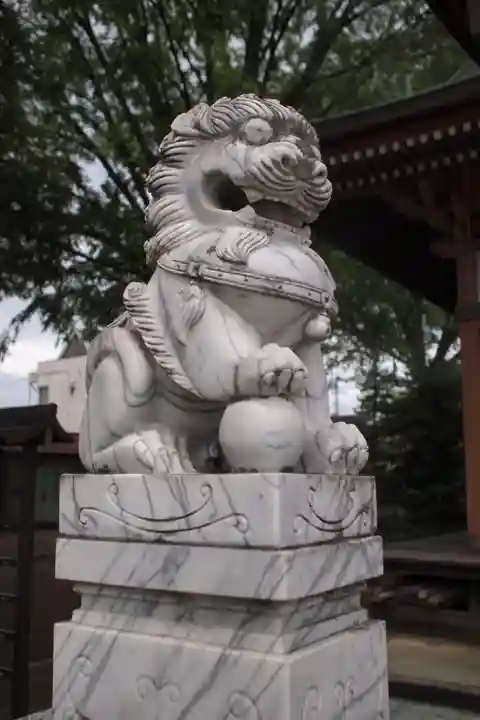 春日神社の狛犬