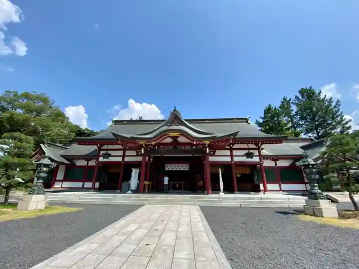 氣比神宮の本殿・本堂