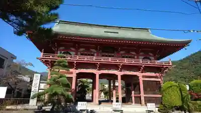 甲斐善光寺の山門・神門