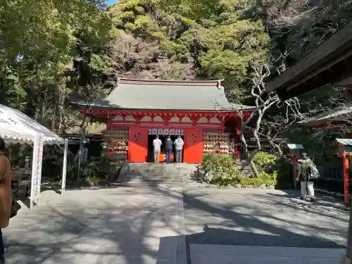 荏柄天神社の{uncategorized: "未分類", other: "その他", undefined: "問題あり", building: "その他建物", grave: "お墓", sacred_gate: "鳥居", guardian: "狛犬", statue: "像", buddha: "仏像", history: "歴史", nature: "自然", garden: "庭園", animal: "動物", pagoda: "塔", temizu: "手水舎", mountain_gate: "山門・神門", sanctuary: "本殿・本堂", subordinate: "末社・摂社", art: "芸術", scenery: "景色", jizo: "地蔵", ema: "絵馬", goshuin: "御朱印", omikuji: "おみくじ", items: "授与品その他", amulet: "お守り", goshuincho: "御朱印帳", eats: "食事", festival: "お祭り", votive_dance: "神楽", shichigosan: "七五三参", wedding: "結婚式", experience: "体験その他", initially: "初詣", around: "周辺", anti_infection: "感染症対策"}