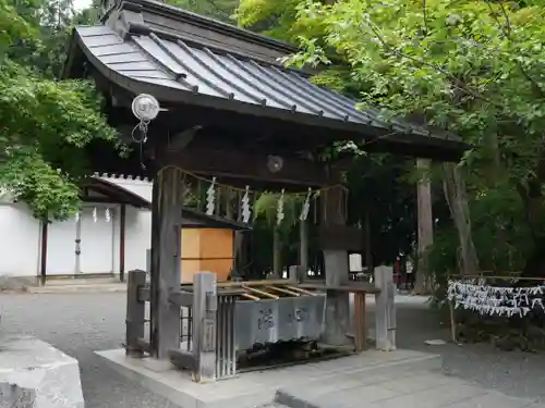 冨士御室浅間神社の手水舎