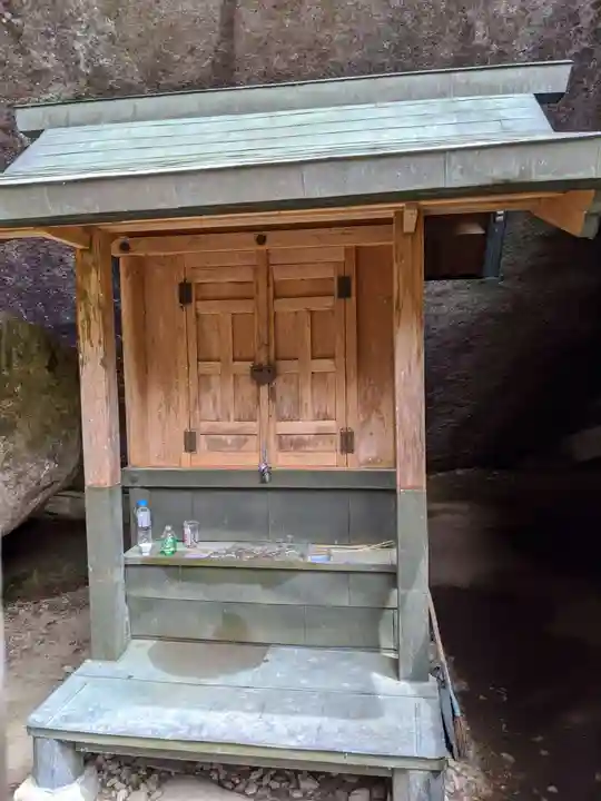 祖師野八幡宮の本殿・本堂