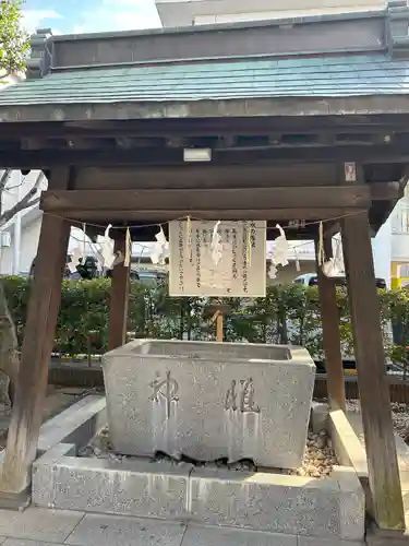 桜神宮の手水舎