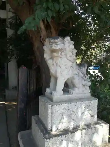 岩槻久伊豆神社の狛犬