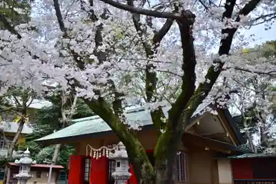 前原御嶽神社の本殿・本堂
