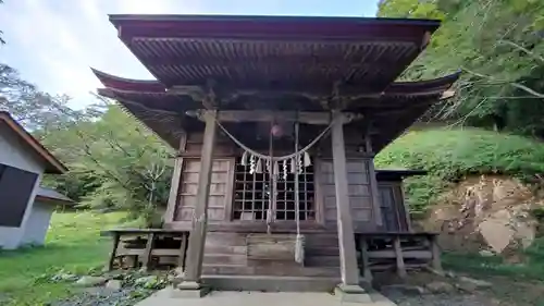 八雲神社の本殿