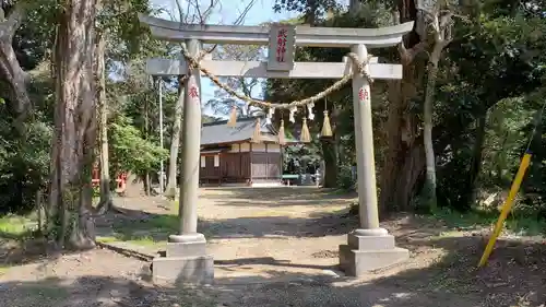 武射神社の鳥居