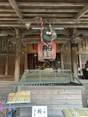 岩舟山高勝寺の本殿・本堂