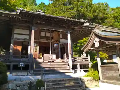 花山院菩提寺の本殿・本堂
