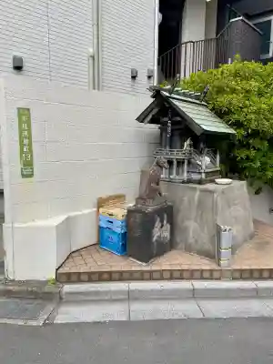 笠間稲荷神社の{uncategorized: "未分類", other: "その他", undefined: "問題あり", building: "その他建物", grave: "お墓", sacred_gate: "鳥居", guardian: "狛犬", statue: "像", buddha: "仏像", history: "歴史", nature: "自然", garden: "庭園", animal: "動物", pagoda: "塔", temizu: "手水舎", mountain_gate: "山門・神門", sanctuary: "本殿・本堂", subordinate: "末社・摂社", art: "芸術", scenery: "景色", jizo: "地蔵", ema: "絵馬", goshuin: "御朱印", omikuji: "おみくじ", items: "授与品その他", amulet: "お守り", goshuincho: "御朱印帳", eats: "食事", festival: "お祭り", votive_dance: "神楽", shichigosan: "七五三参", wedding: "結婚式", experience: "体験その他", initially: "初詣", around: "周辺", anti_infection: "感染症対策"}